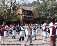 Mini Traper - Lijiang, taniec Naxi