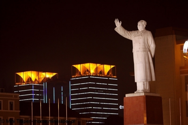 Mini Traper - Chengdu, Mao Zedong (Tianfu Square)